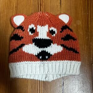 Carters orange tiger knit beanie SIZE 0-9M